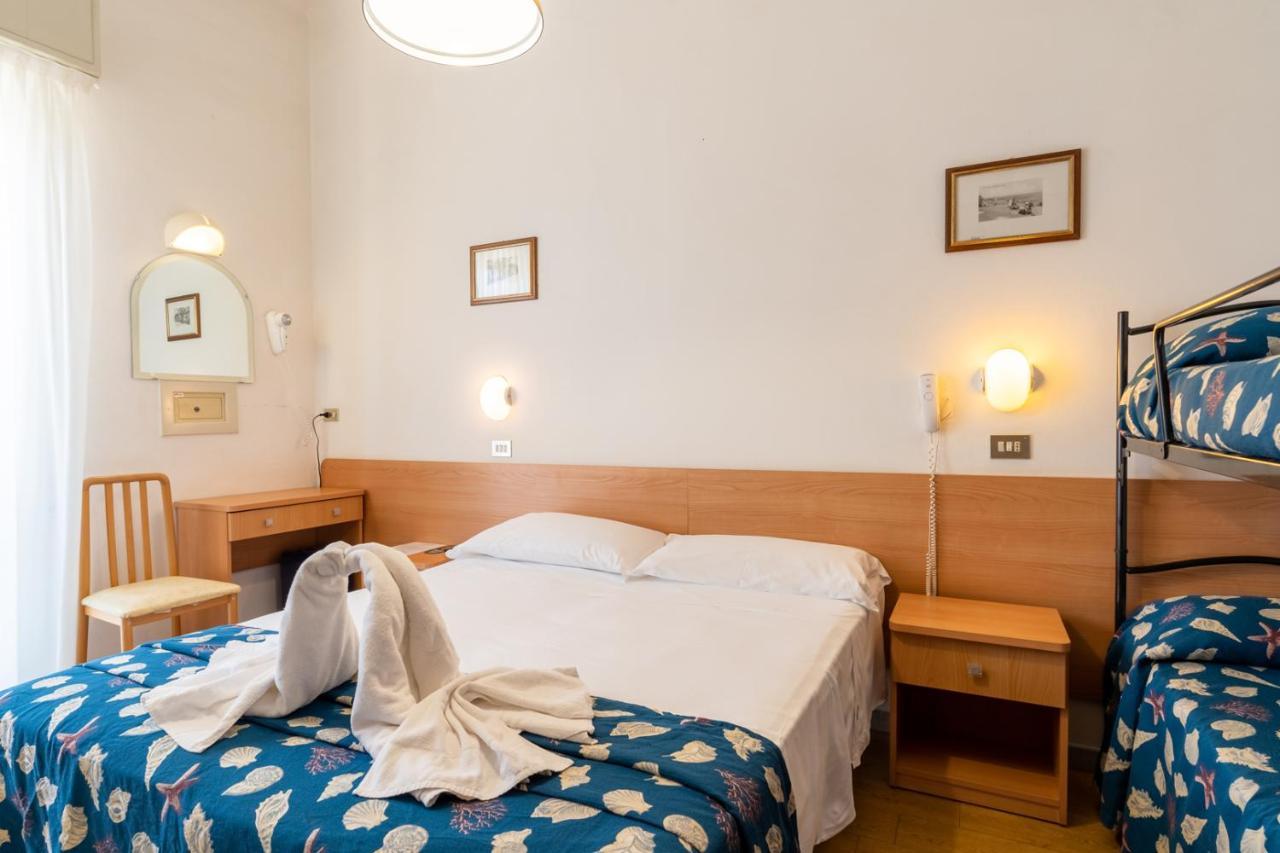 Hotel Milanese Rimini Eksteriør bilde