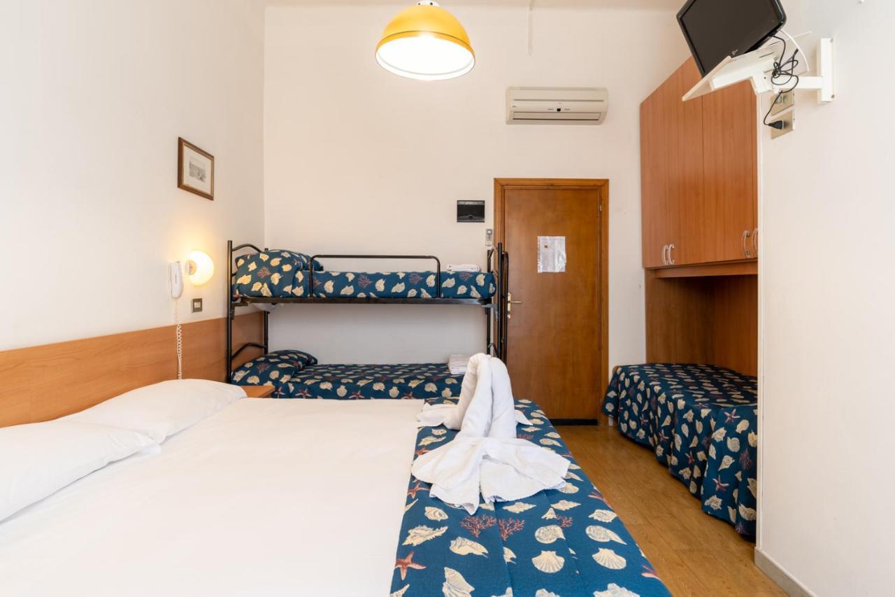 Hotel Milanese Rimini Eksteriør bilde