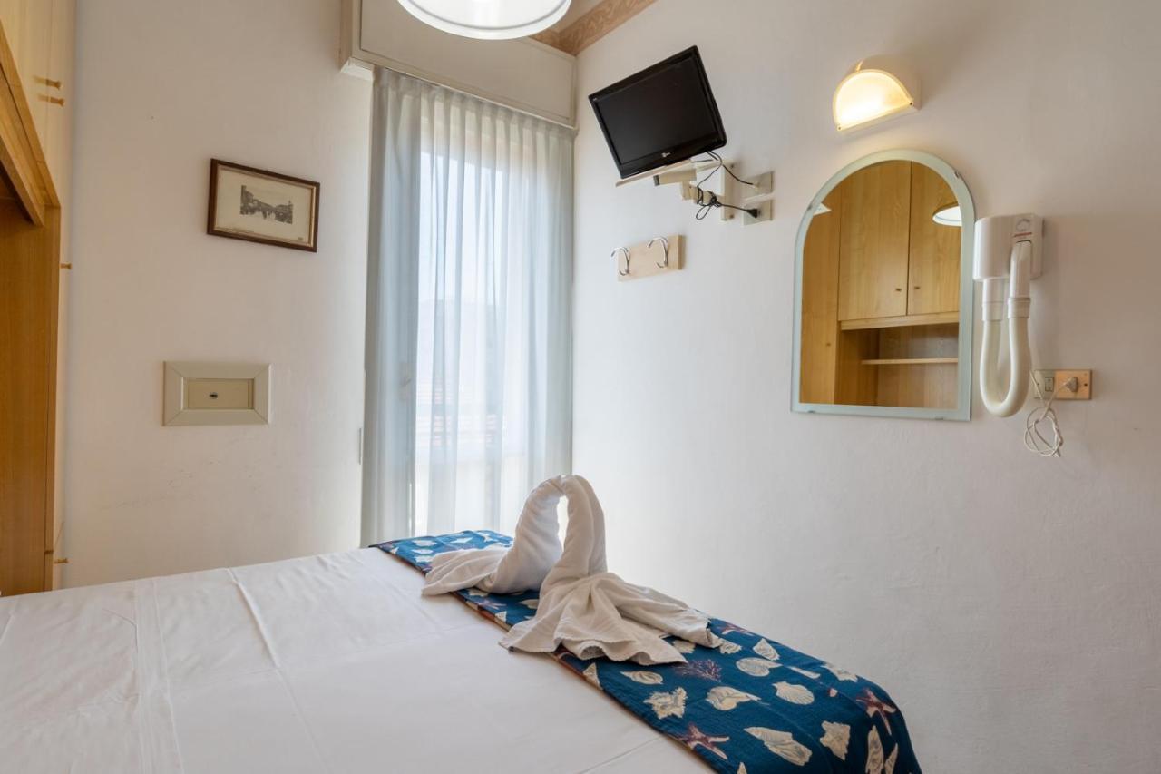 Hotel Milanese Rimini Eksteriør bilde