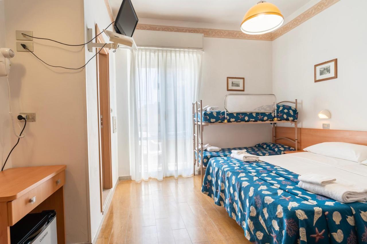 Hotel Milanese Rimini Eksteriør bilde